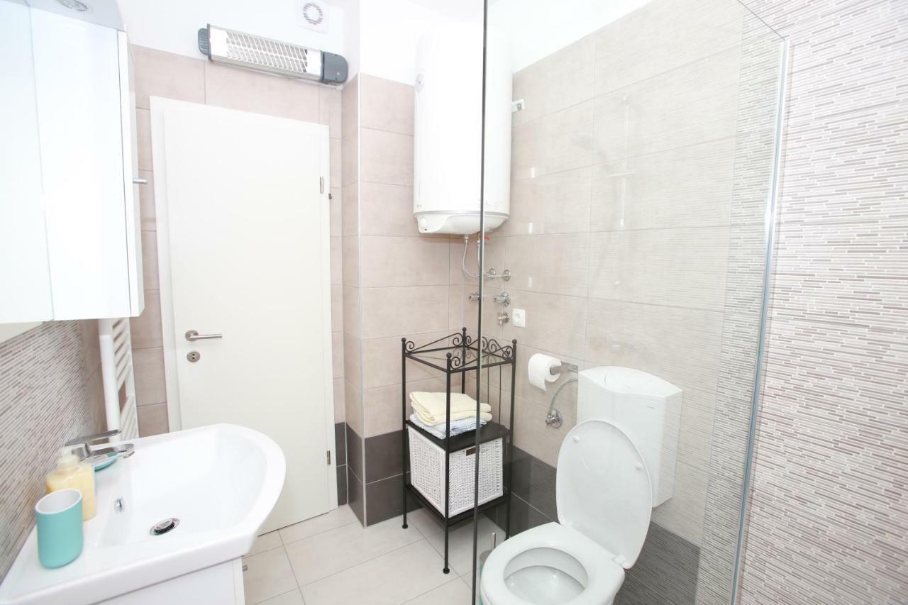 Apartman Carmen Volosko Abbazia Esterno foto