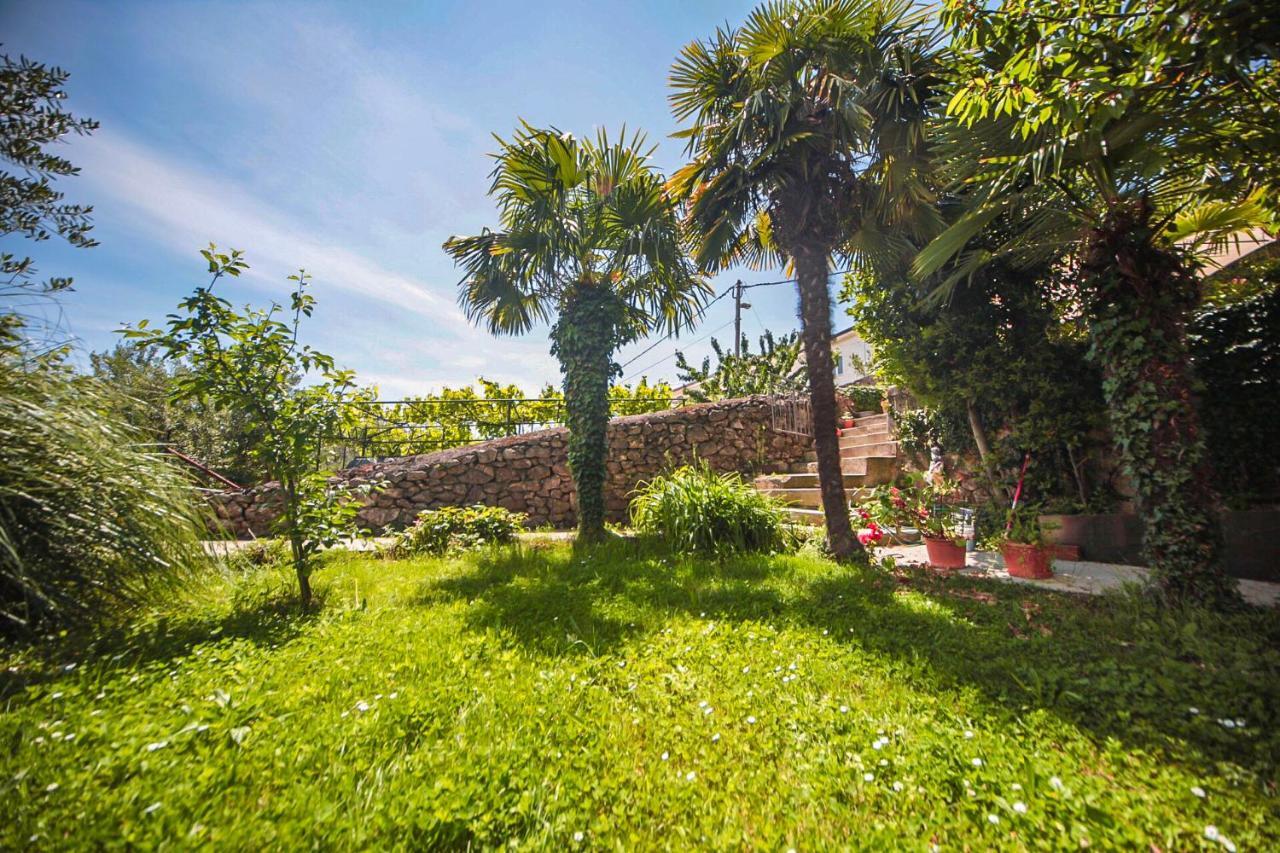 Apartman Carmen Volosko Abbazia Esterno foto