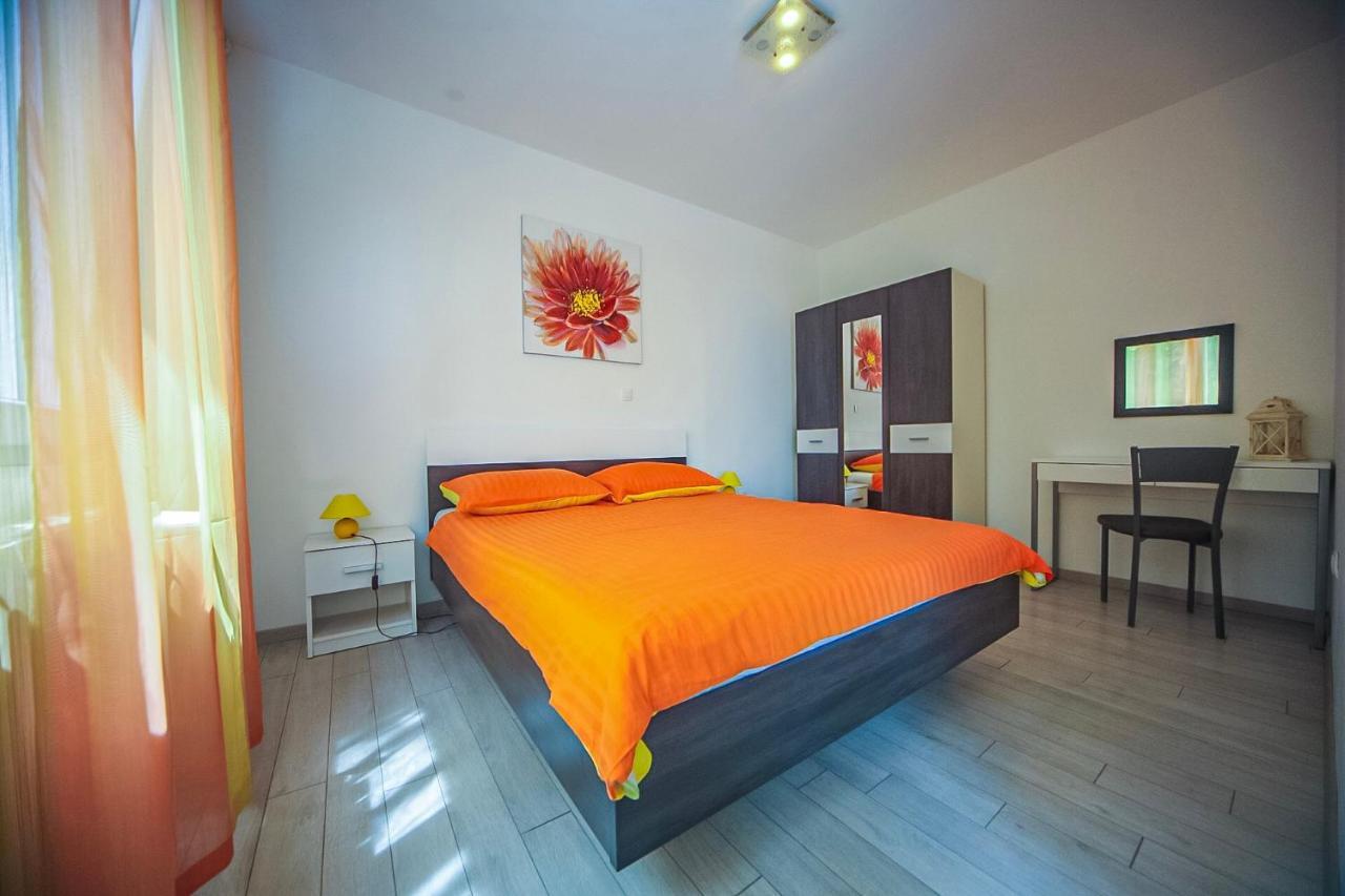 Apartman Carmen Volosko Abbazia Esterno foto